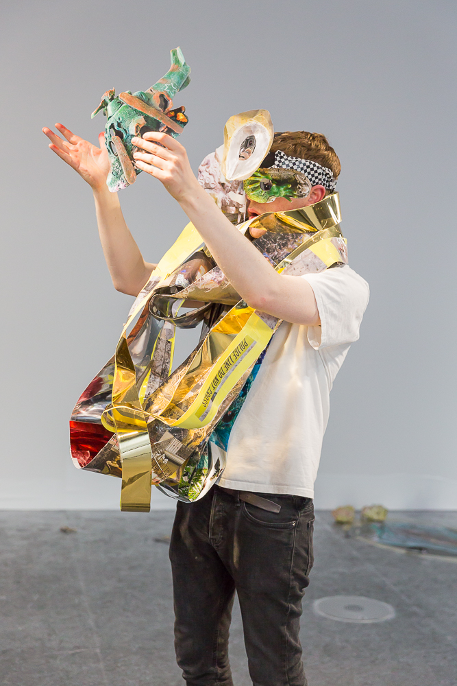 Sam Keogh - Eurocopter EC135, Performance, Foto: Roland Baege