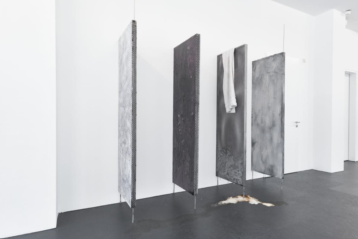 Clémence de la Tour du Pin: Containment areas, 2017, Foto: Ben Hermanni