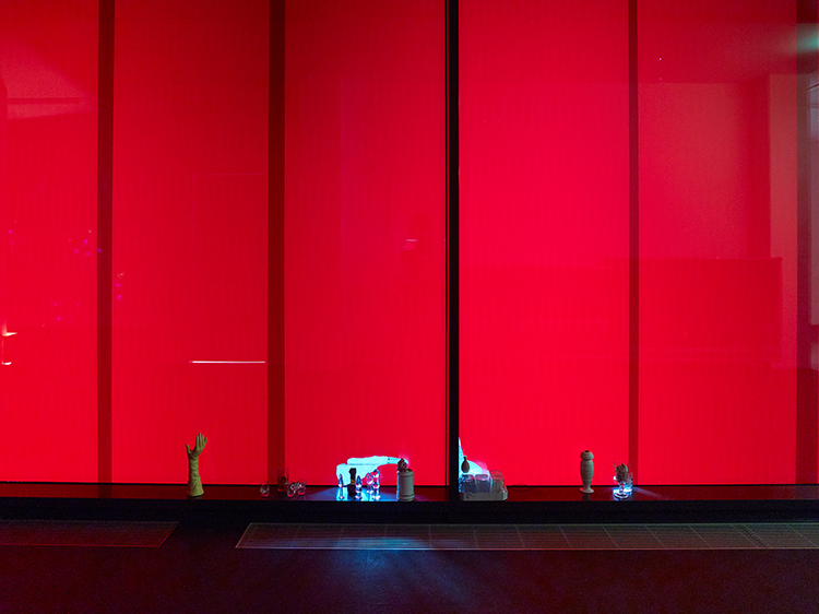 Gerrit Frohne-Brinkmann, Nicola Gördes, Stella Rossié  & Paul Spengemann: P-A-N-T-S-D-O-W-N, 2018 Photo: Simon Vogel