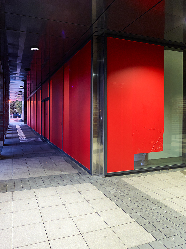 Gerrit Frohne-Brinkmann, Nicola Gördes, Stella Rossié  & Paul Spengemann: P-A-N-T-S-D-O-W-N, 2018 Photo: Simon Vogel