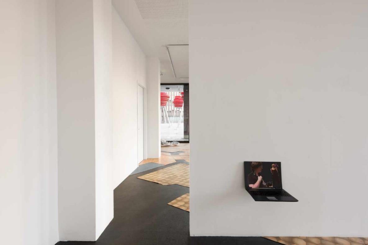 Matt Welch: Adult Sculptures, 2019, Dortmunder Kunstverein, Foto: Paul Levack