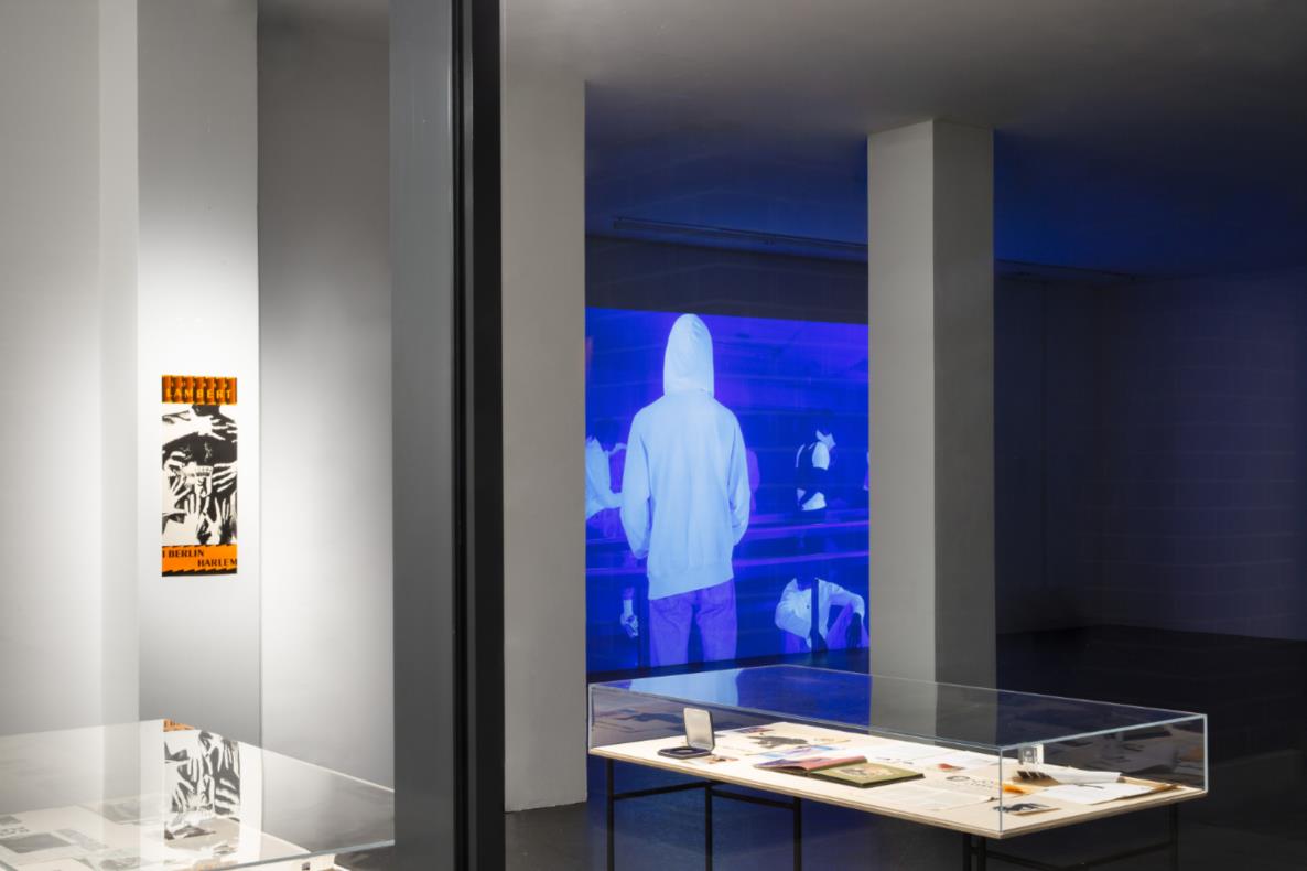 James Gregory Atkinson, ‘6 Friedberg-Chicago’, 2021/22, exhibition view, Dortmunder Kunstverein  Courtesy: the artist, Dortmunder Kunstverein Photo: Jens Franke