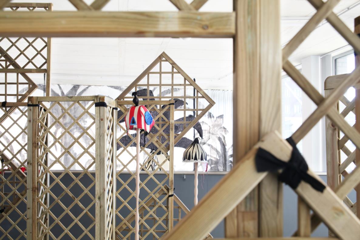 Hoda Tawakol: Silent Voices in a Palm Grove, Dortmunder Kunstverein, 2023, Photo: Jens Franke, Courtesy: the artist, Dortmunder Kunstverein, Gallery Isabelle van den Eynde