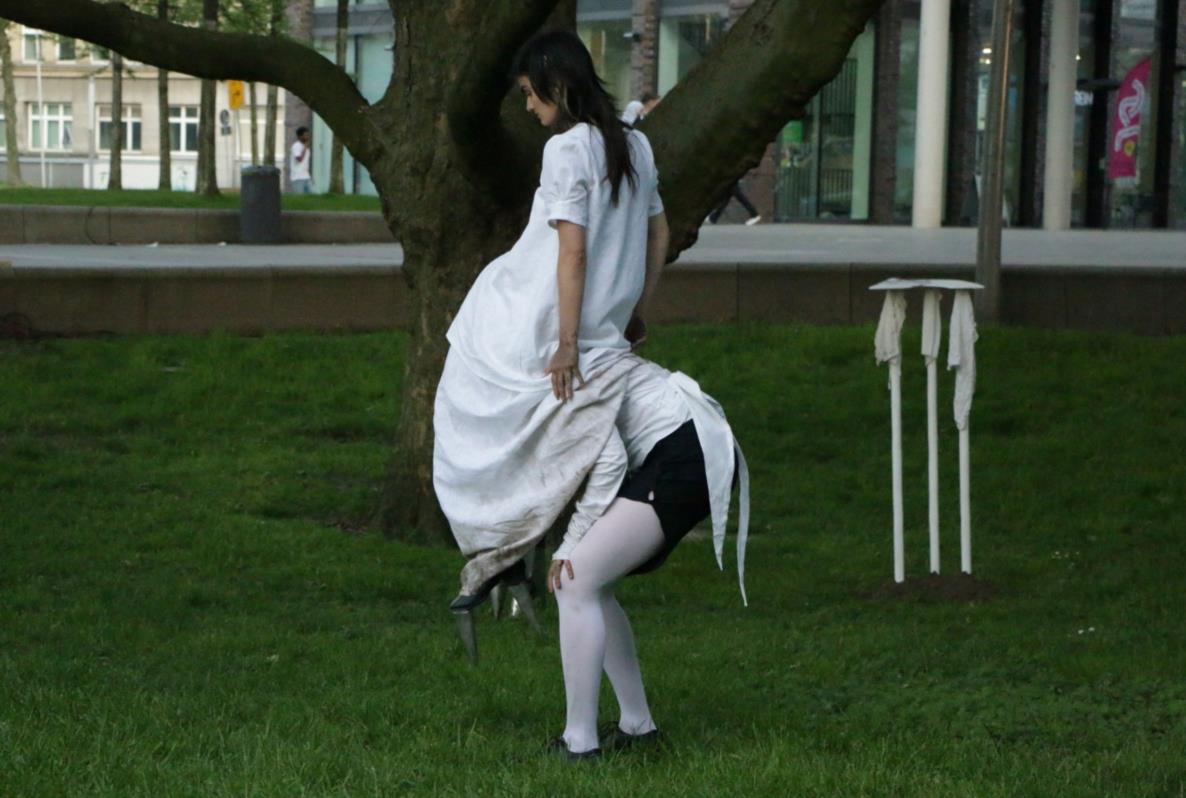 Ja Jess - by the use of its displays, 2024, Performance, Dortmunder Kunstverein, Foto: Jessica Tille