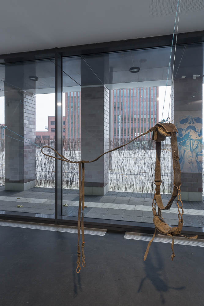 Lena Henke: Cordon Bleu, Detail, 2015