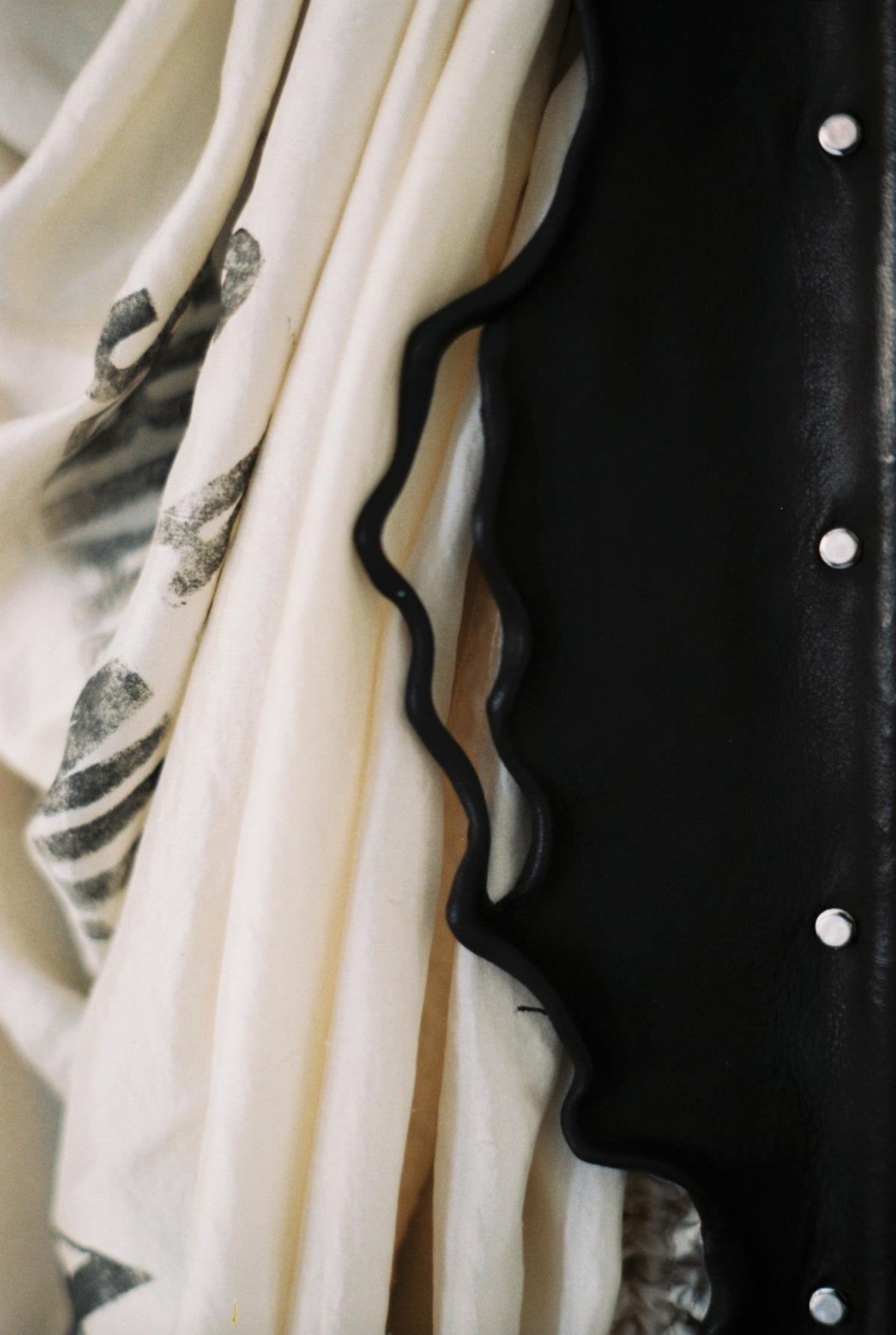 Elaine Cameron-Weir, exhibit from a dripping personal collection, 2018, Dortmunder Kunstverein, Photo: Elaine Cameron-Weir