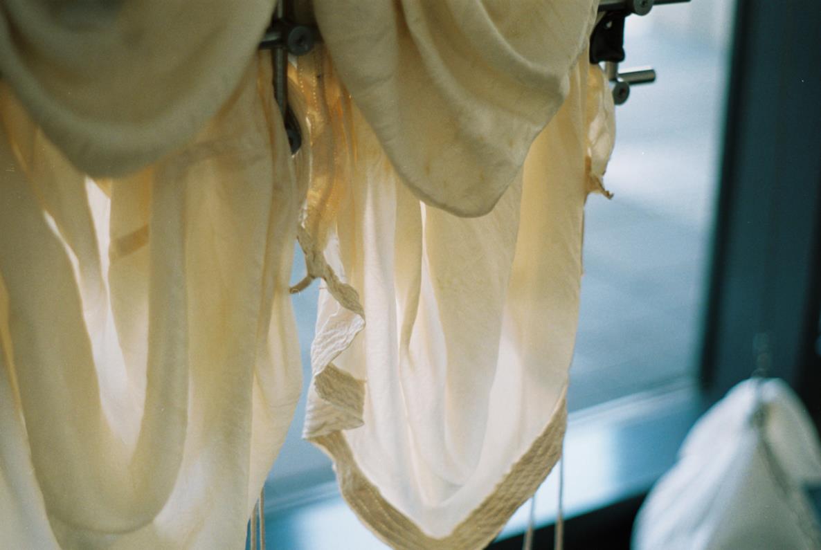 Elaine Cameron-Weir, exhibit from a dripping personal collection, 2018, Dortmunder Kunstverein, Photo: Elaine Cameron-Weir