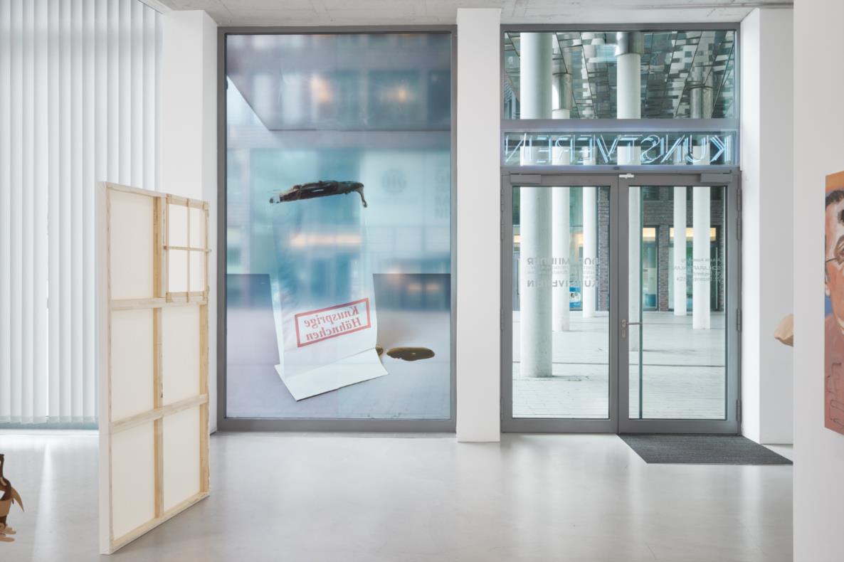 Installationsansicht: Alwin Lay, 2018/24, Schlaraffenland, 2024, Fotos: Mareike Tocha & Dortmunder Kunstverein